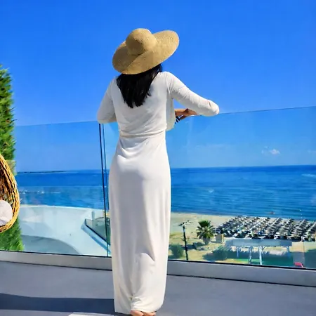 Panorama & - Adults Only