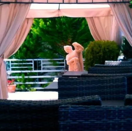 Panorama & - Adults Only Stómion