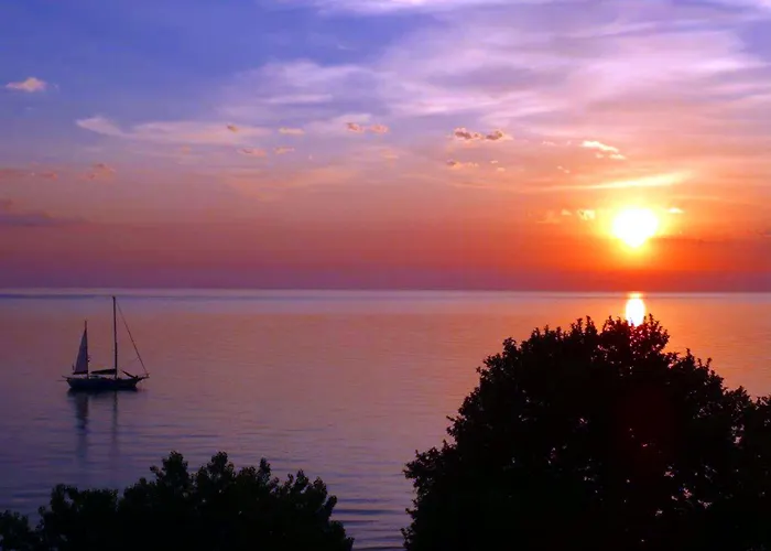 Panorama & - Adults Only Stómion