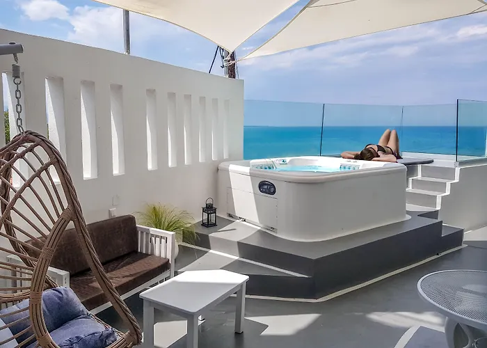 Panorama & - Adults Only Stómion