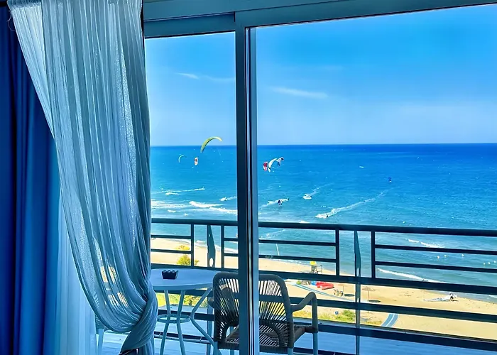 Panorama & - Adults Only